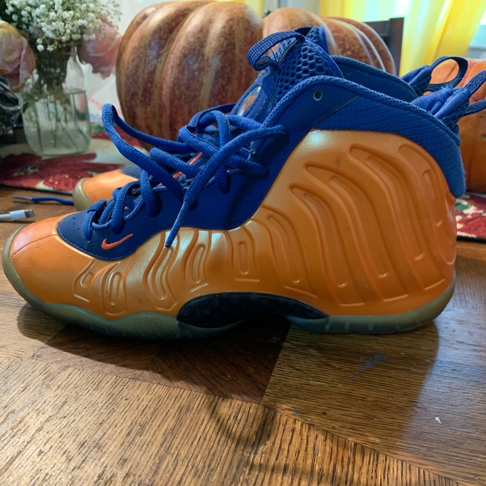 Blue/orange foamposites